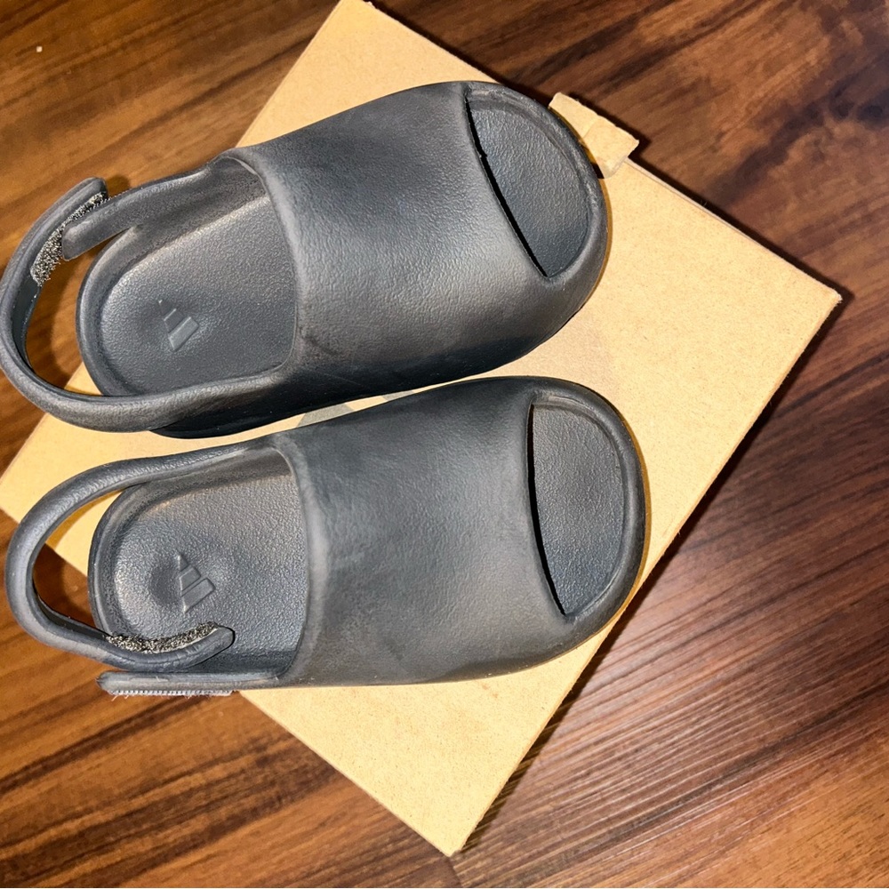 Infant Yeezy slides